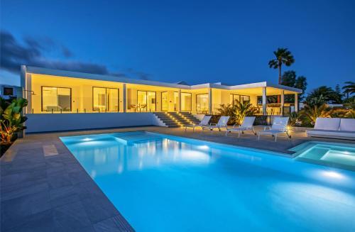 Villa Cascada33