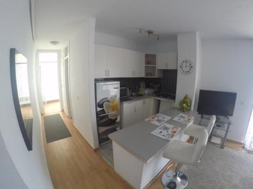 Apartment Troya Beach