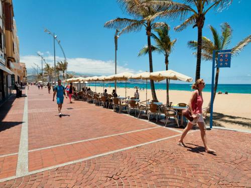 Apartment By Las Canteras California 104