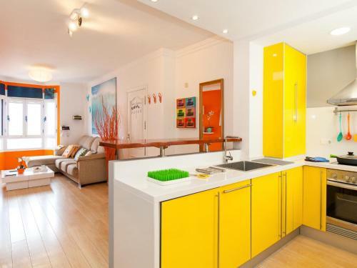 Apartment By Las Canteras California 104