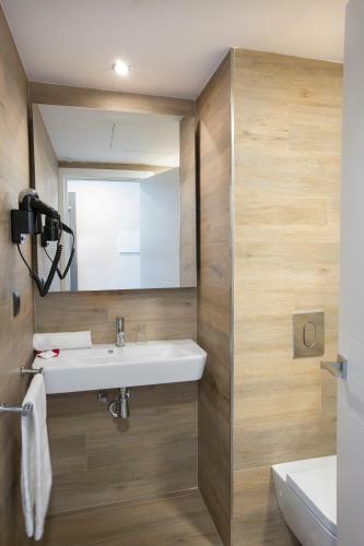 Mar Hotels Playa De Muro Suites