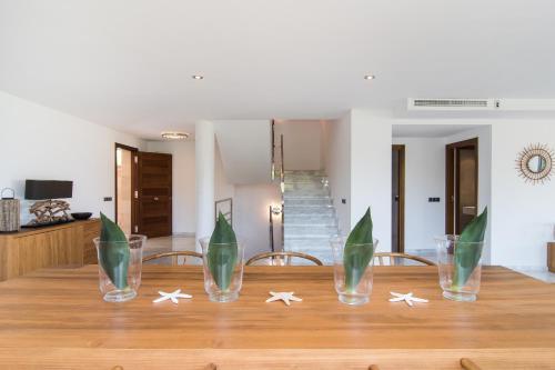 Villa Playas De Muro - 269200