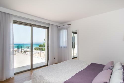 Villa Playas De Muro - 269200