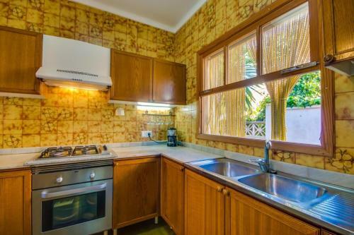 Playa De Muro Villa Sleeps 6 Air Con