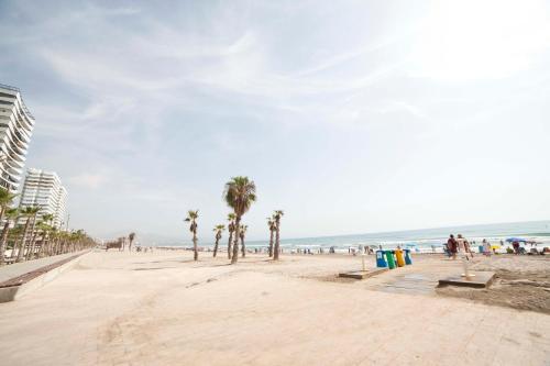 Apartamentos Kasa25 Playa Calida