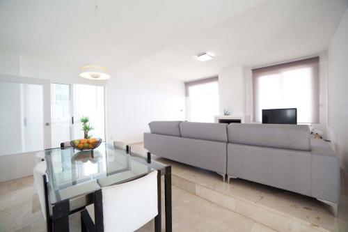 Apartamentos Kasa25 Playa Calida