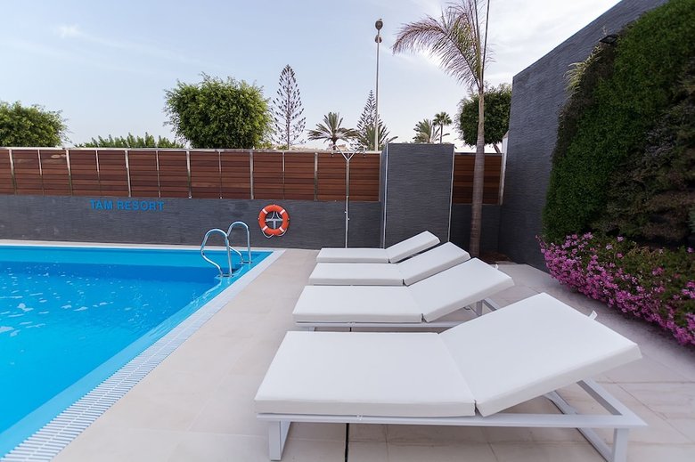 Hotel Silvi Villas By Tam Resorts