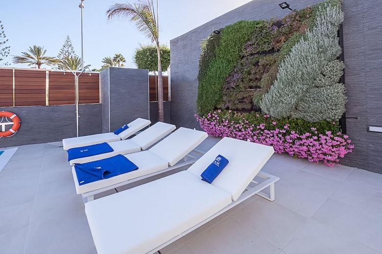 Hotel Silvi Villas By Tam Resorts