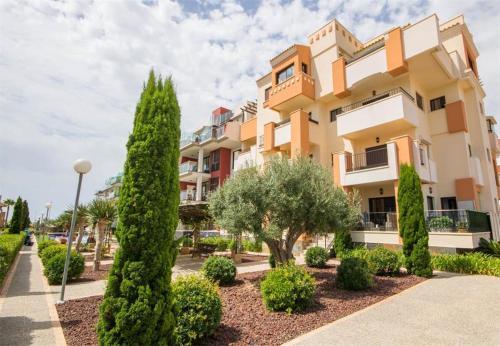 Apartamento Royal Green Park 3004