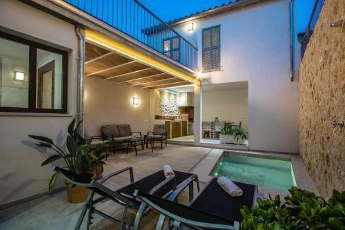 Pollenca Villa Sleeps 6 Pool Wifi