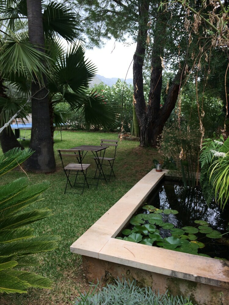 Hostal Jard� De Papallones