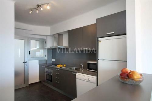 Modern Marina Seafront Apartment