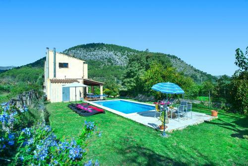 Villa Aina