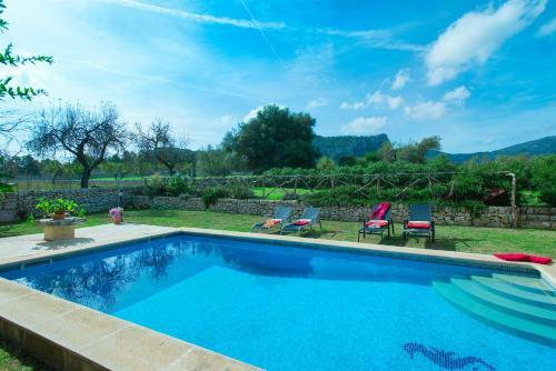 Villa Aina