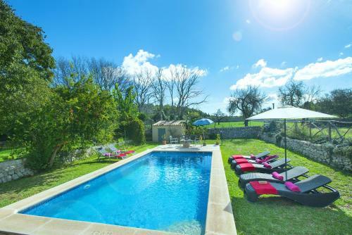 Villa Aina