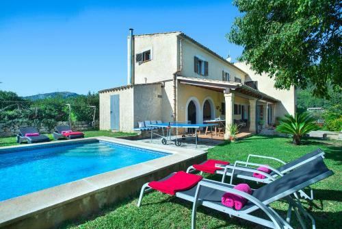 Villa Aina