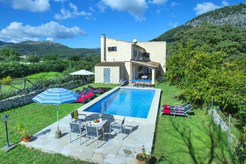 Villa Aina