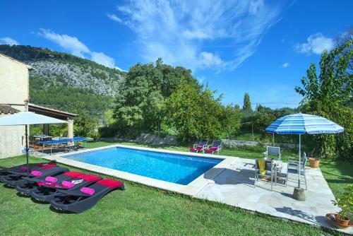 Villa Aina