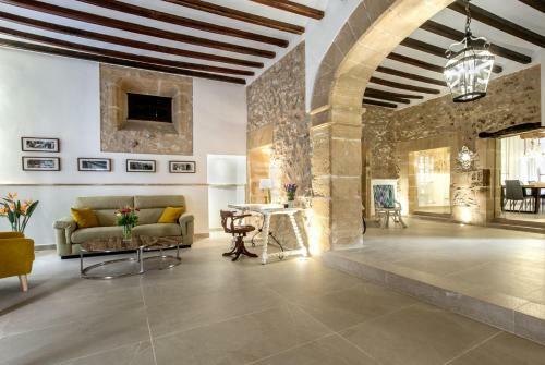 Townhouse Can Butxaca In Pollensa
