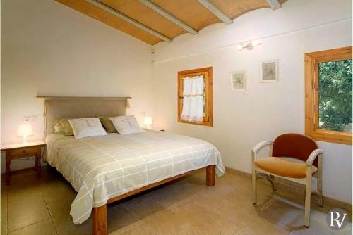 Pollenca Villa Sleeps 5 Pool Air Con