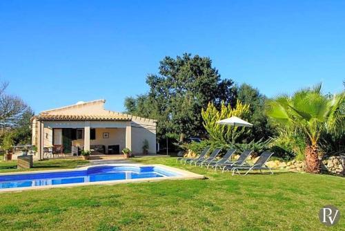Pollenca Villa Sleeps 5 Pool Air Con