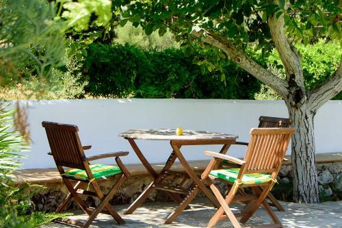 Villa Parades