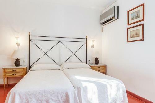 Cala San Vicente Villa Sleeps 12 Pool Air Con Wifi