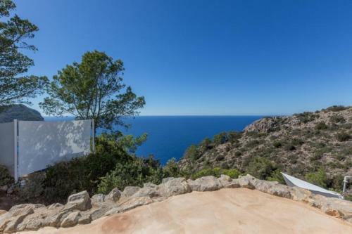 Port De Sant Miquel Villa Sleeps 10 Pool Air Con