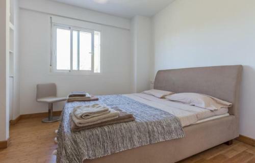Port De Sant Miquel Villa Sleeps 10 Pool Air Con