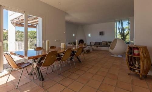 Port De Sant Miquel Villa Sleeps 10 Pool Air Con