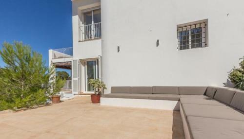 Port De Sant Miquel Villa Sleeps 10 Pool Air Con