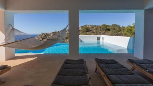 Port De Sant Miquel Villa Sleeps 10 Pool Air Con