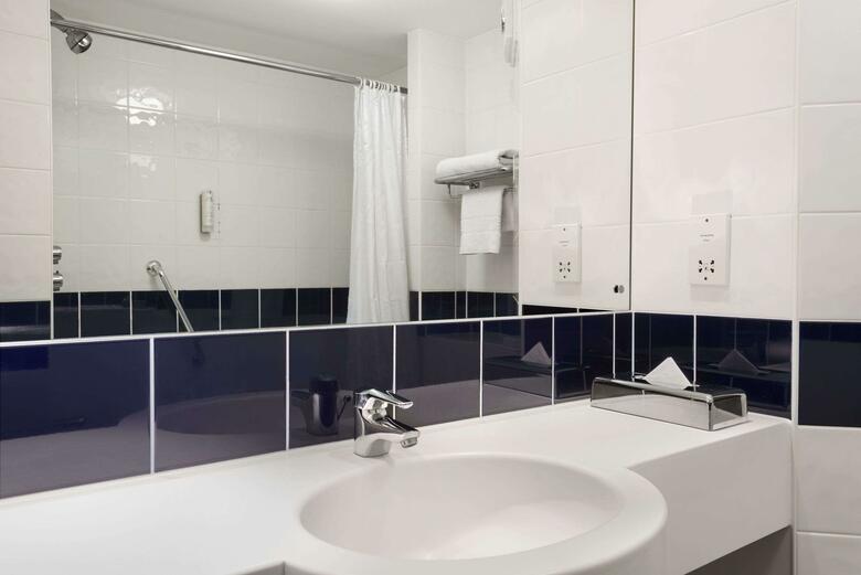 Hotel Days Inn Telford Ironbridge M54