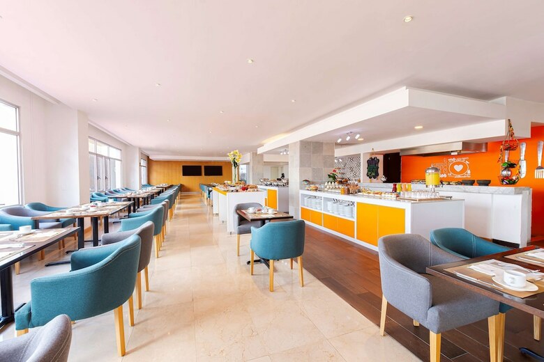 Hotel NH Queretaro