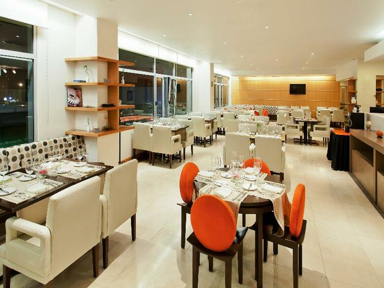 Hotel NH Queretaro
