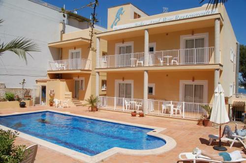 Hotel Hostal Bah�a Azul