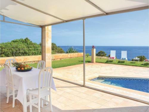 Four-bedroom Holiday Home In Porto Colom