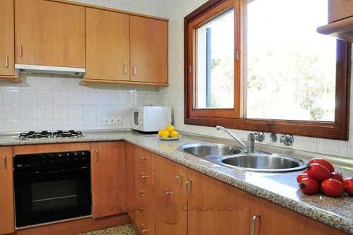 Portopetro Villa Sleeps 6 Wifi