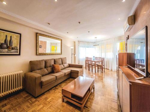Holiday Apartment Premia De Mar 01