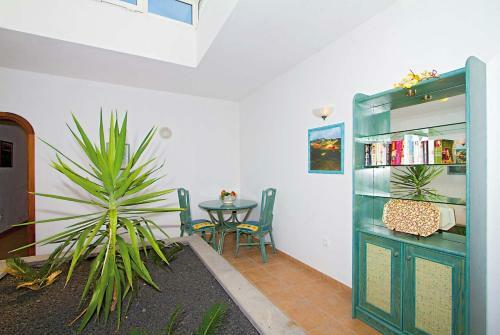 Puerto Calero Villa Sleeps 10 Air Con Wifi