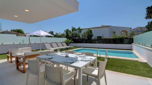 Villa Del Lago 3