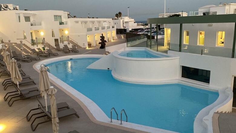 Hotel Kikere Studios