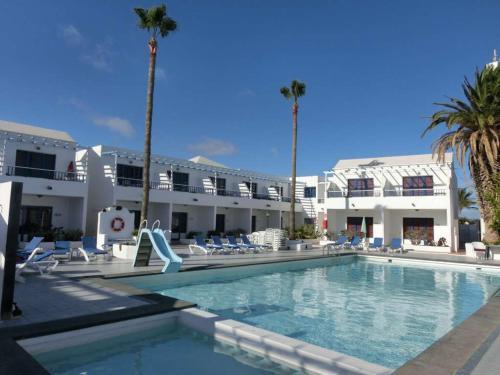 Puerto Del Carmen Apartment Sleeps 5 Pool Wifi