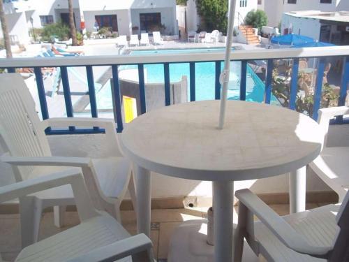 Puerto Del Carmen Apartment Sleeps 5 Pool Wifi