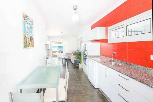 Puerto Del Carmen Apartment Sleeps 6 Wifi