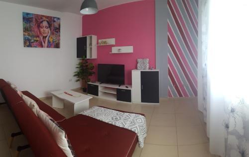 Apartamento 2+2 Piso Alex