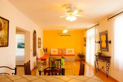 Hotel Encanto Inn & Suites