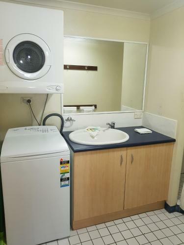 Hotel Comfort Inn & Suites Trinity Beach Club