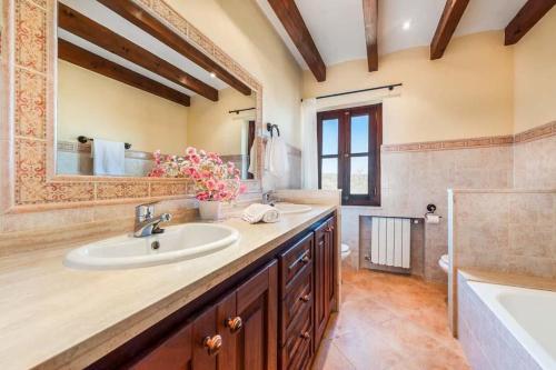 Port De Pollenca Villa Sleeps 7 Pool Air Con Wifi