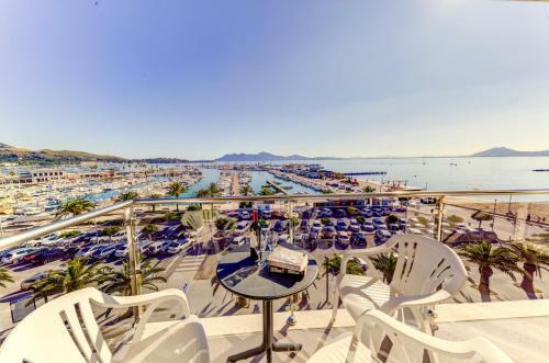 Apartamento Seafront Penthouse Faroles 4
